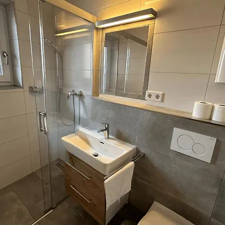 3br Duplex Flat - 300m To City Express Gondola !!! If You Want To Book, Please Contact On Whtsapp - 0034-635-518-057 !!!! Thanks!!!! Апартаменти
